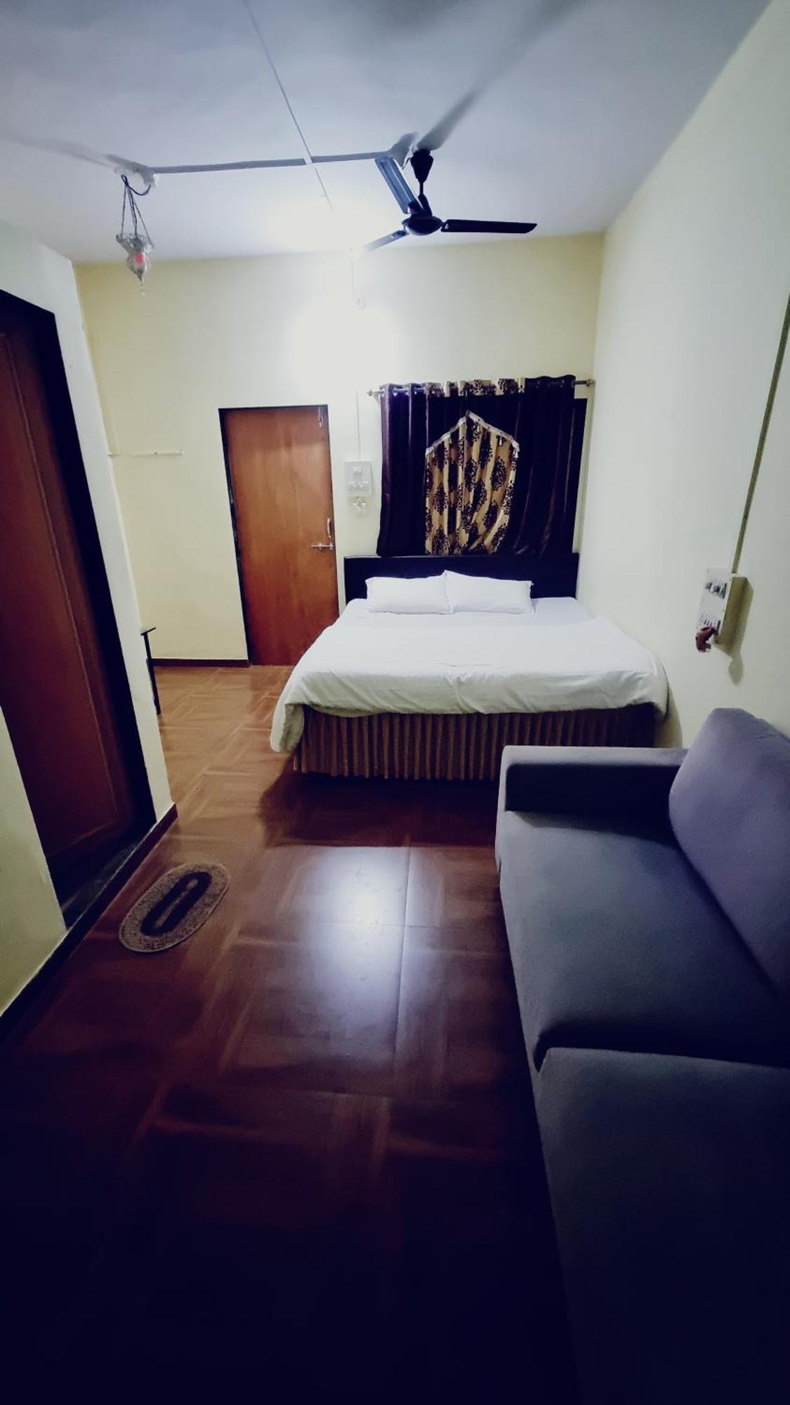Humming Bird Beach Resorts Alibág Kültér fotó